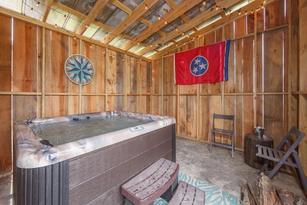 Romantic A-Frame Private Hottub Firepit Neargsmnp Sevierville Kültér fotó